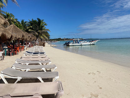 Paysage de plage et ruines de Mahahual